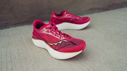 A pair of Saucony Endorphin Pro 3.